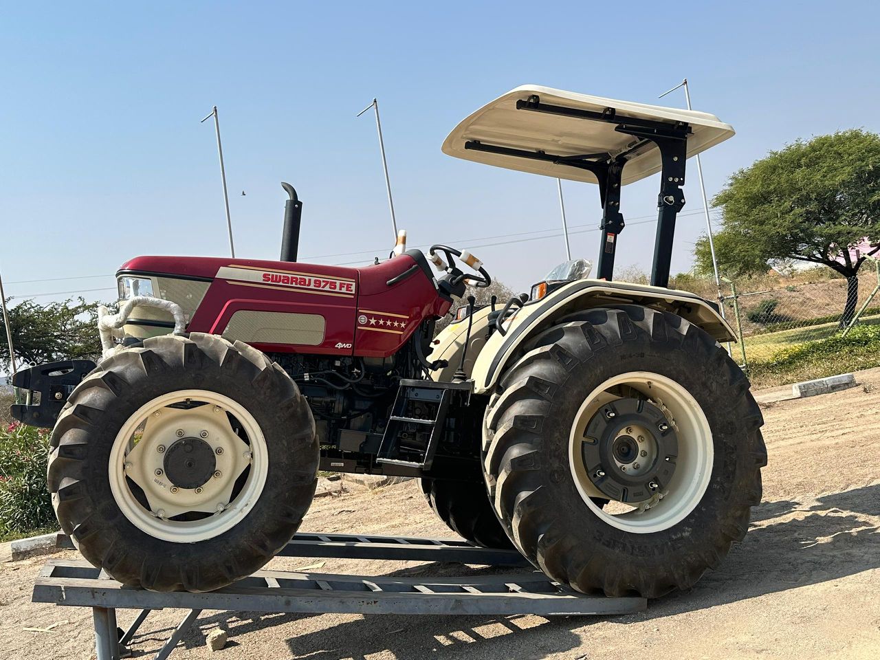 tractor