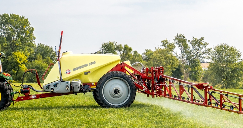Trailed boom sprayers