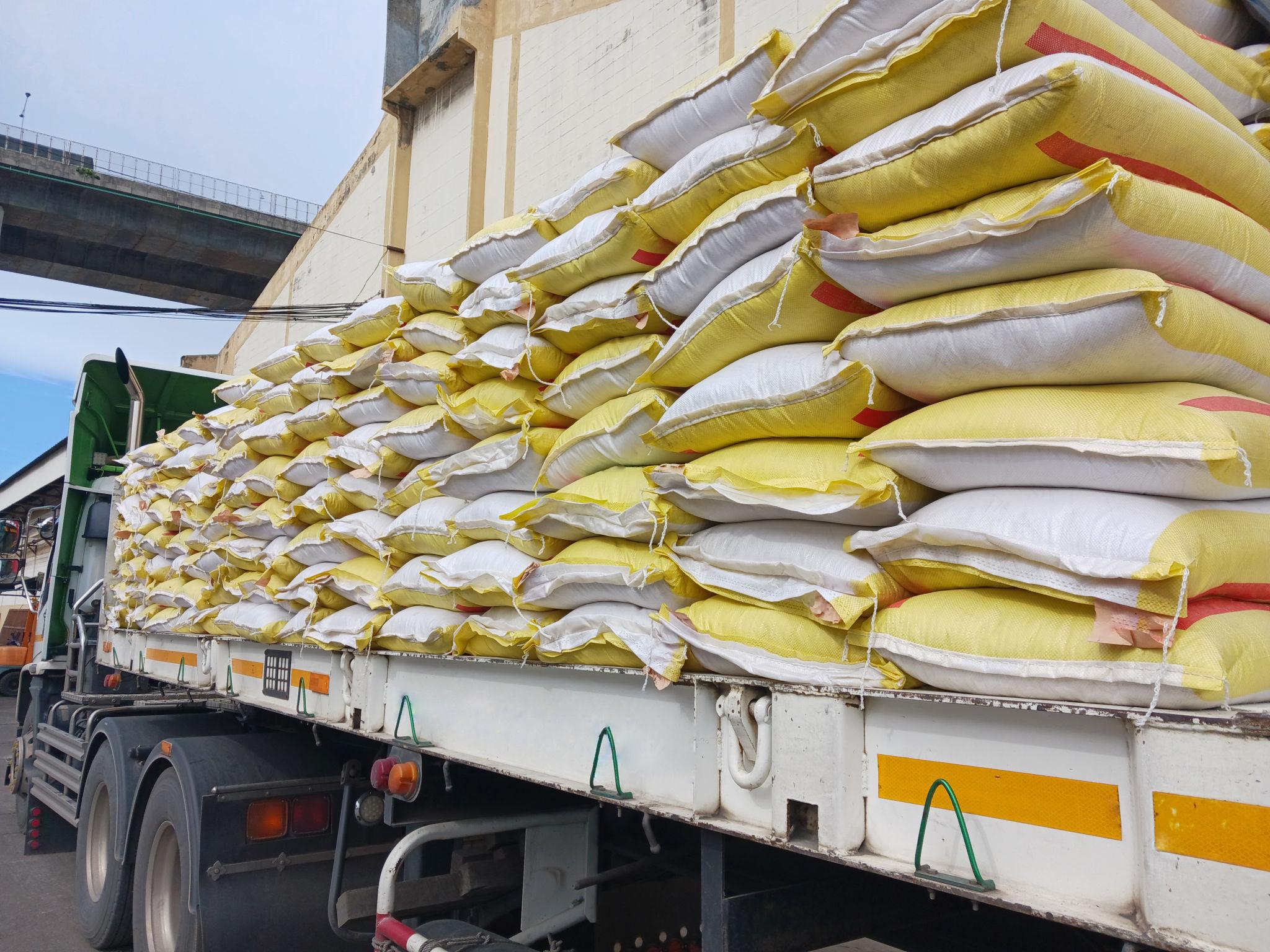 transporting fertilizers